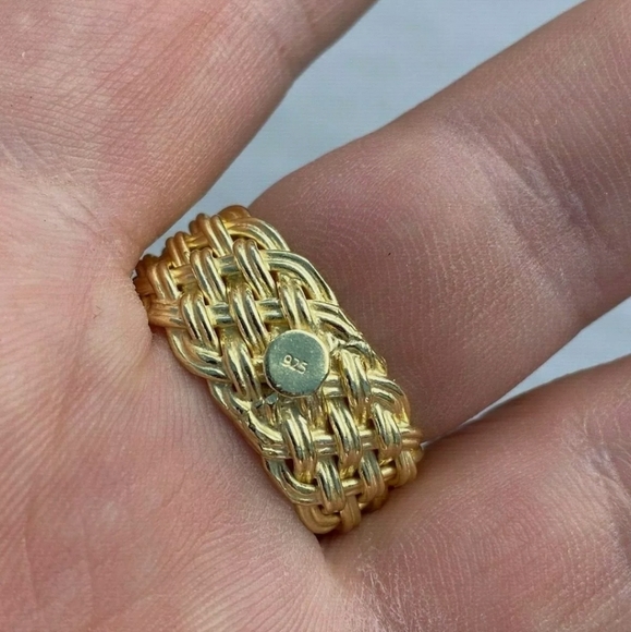 Men's ring